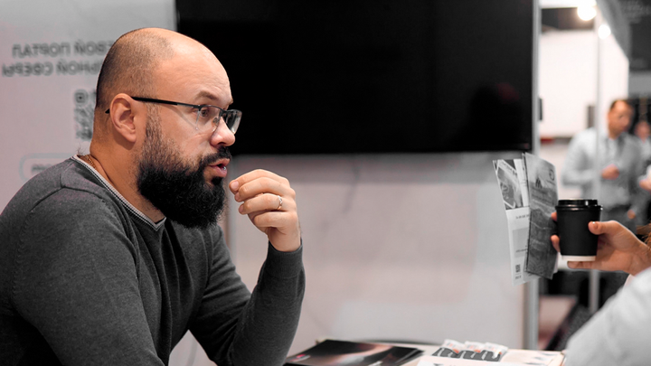 Компания Гранит Памяти на мемориальном рынке уже более 26 лет.